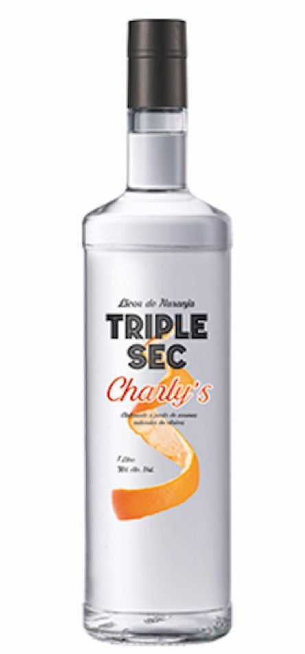 Flasche Triple Sec Charly’s, klarer Orangenlikör in transparenter 1-Liter-Flasche mit orangefarbener Schale auf dem Etikett.