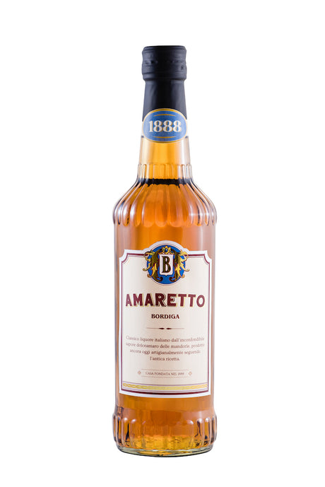 Amaretto Bordiga Mandellikör Flasche mit weißem Etikett auf weißem Hintergrund