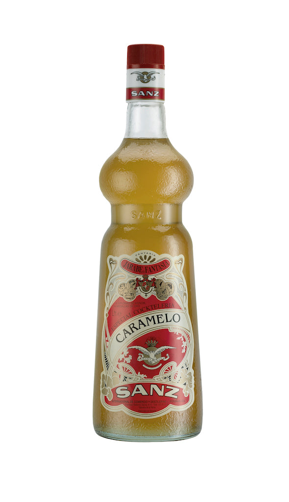 Karamell-Sirup Sanz 1L in einer eleganten Flasche mit rotem Etikett und Sanz-Logo.