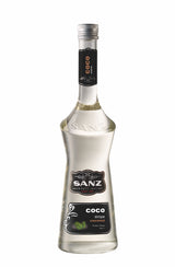 Flasche Kokossirup Sanz, durchsichtig, schwarzes Etikett mit weißer und goldener Schrift, 70 cl, Produkt aus Spanien.