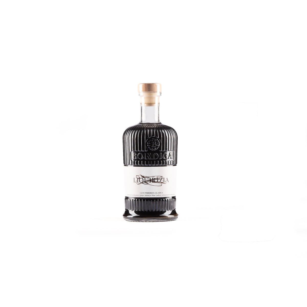 Lakritzlikör Bordiga, 700 ml, schwarze geriffelte Flasche mit minimalistischem Etikett und elegantem Design.