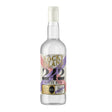 Rocky Island 242 White Rum Flasche mit hellem Etikett auf weißem Hintergrund