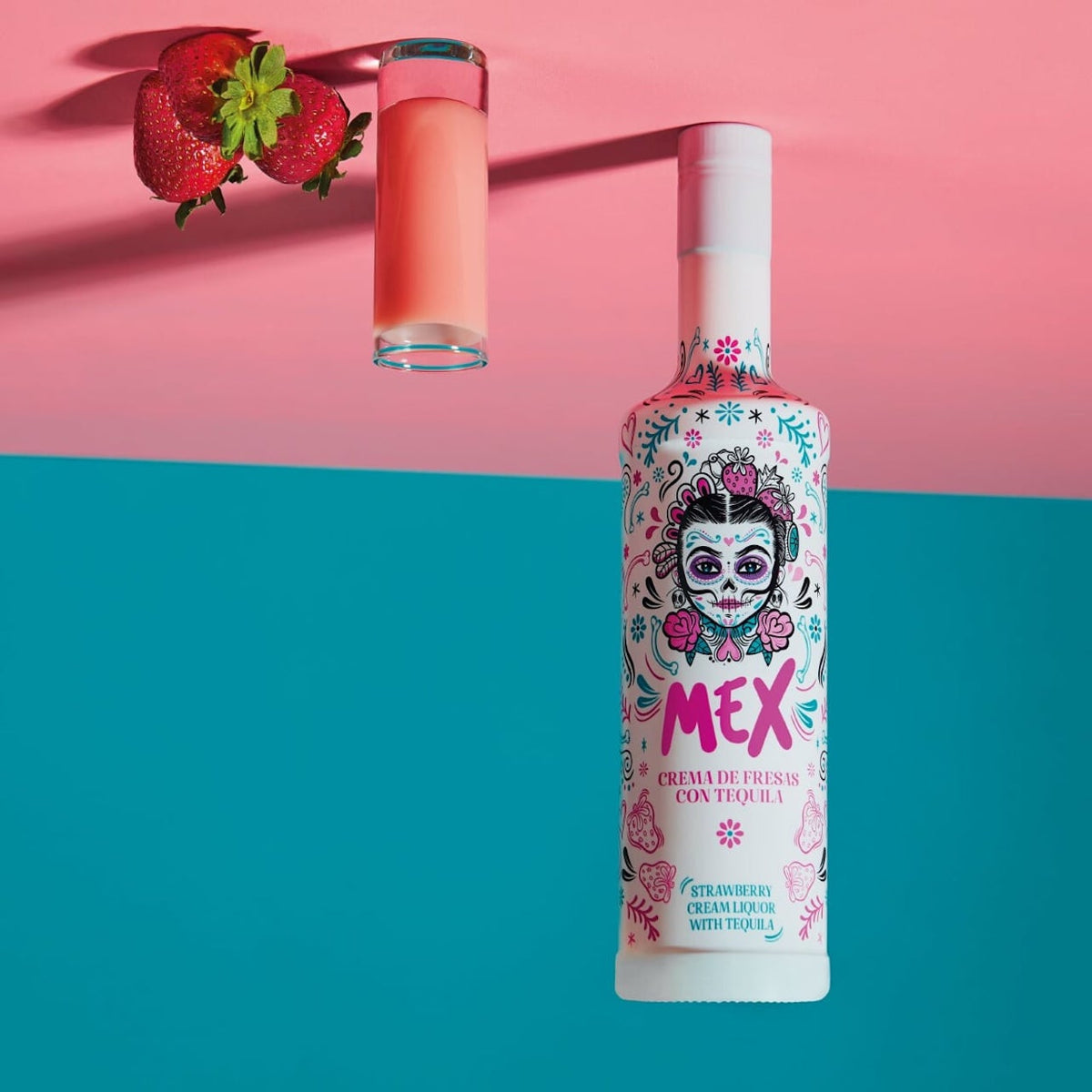 Sahnelikör mit Tequila Mex Erdbeeren Shotglas